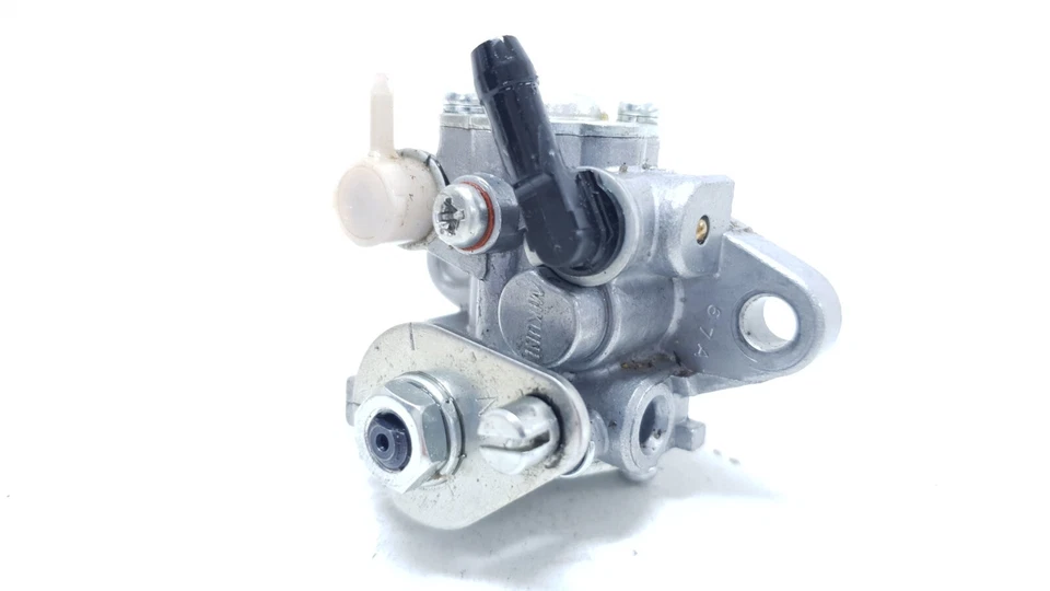 Pompe à huile Yamaha TZR 50 2012 Réf : 5WX-E3100-11 - Photo 4/4