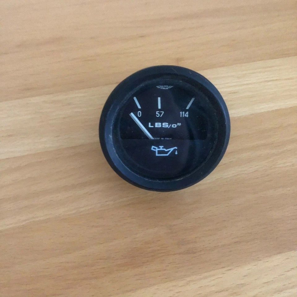 Anzeigen Alfa Romeo 105 von Jaeger und Veglia in Miles und Fahrenheit - Bild 4 von 4