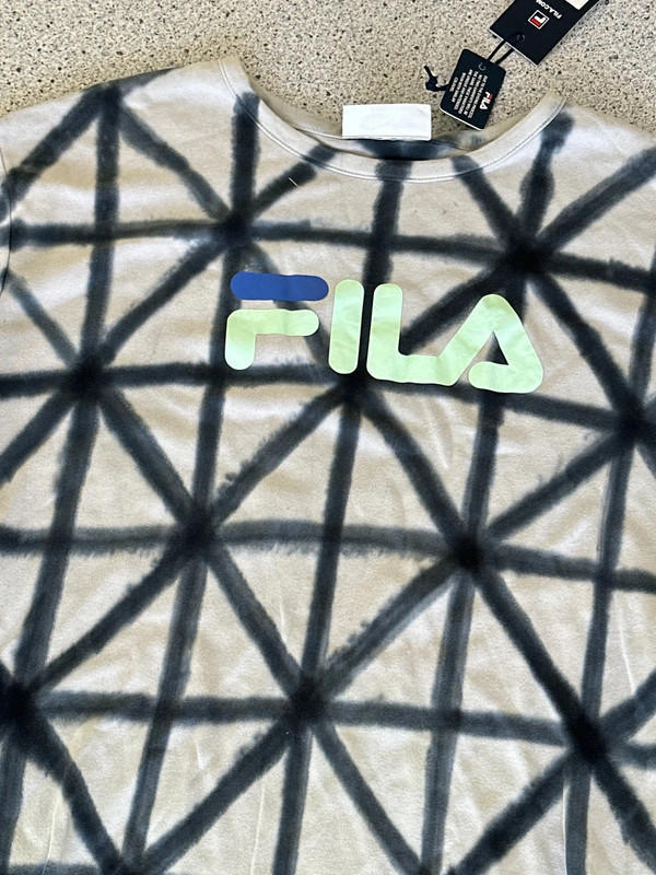 T shirt Fila oversize tie dye vintage lavata taglia small