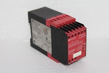 Schneider Telemecanique XPSBC3110 Modul XPSBC - Zweihandsteuerung - 24 V AC