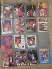 16 Card Lot- Affordable Michael Jordan Inserts