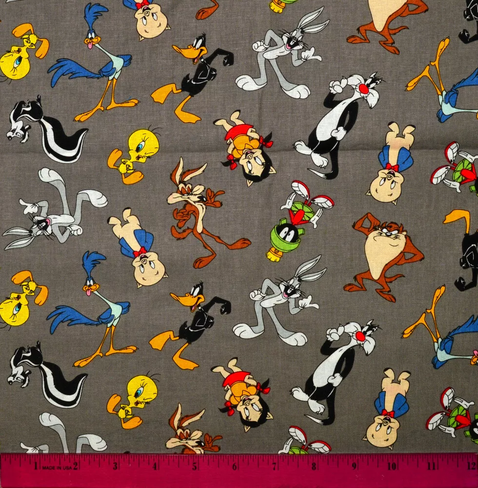 Looney Tunes Fabric - HALF YARD - 100% Cotton Toons Bugs Bunny Daffy Duck  Tweety