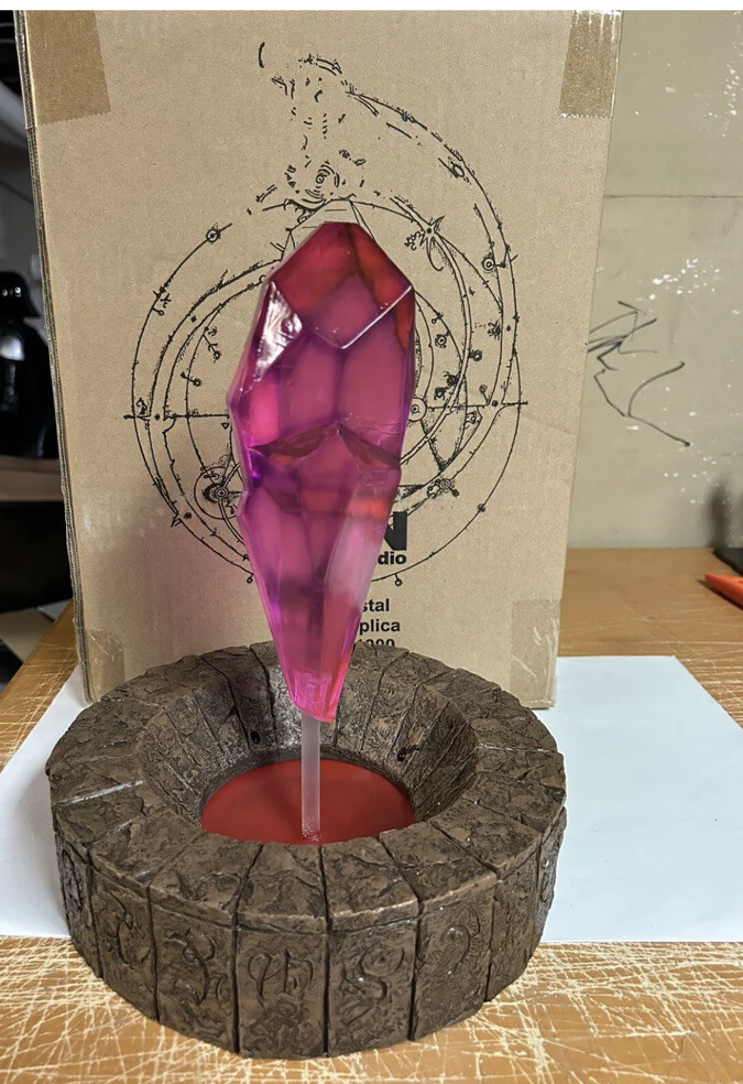 ダーククリスタル【クリスタル】レプリカ　iKON design studio Dark Crystal Crystal Replica | Ikon Design Studio