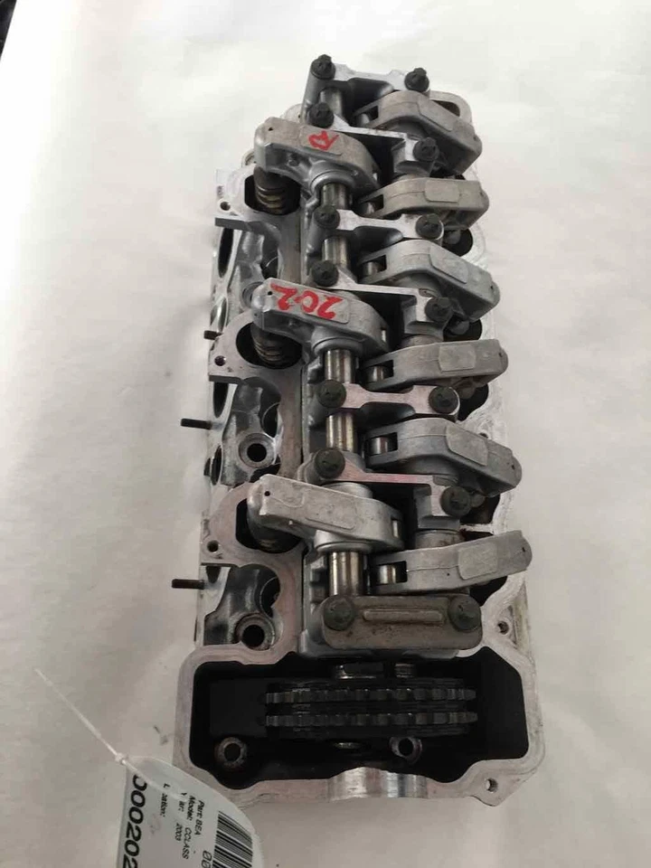 Головка блока цилиндров для правостороннего пассажира 1998 - 2005 MERCEDES BENZ C-CLASS 191k - Изображение 2 из 4