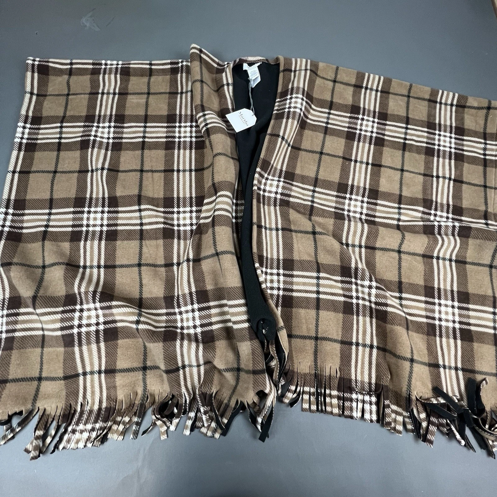Martha Stewart Poncho Cape Ruana Wrap Shawl Brown Plaid Womens One Size