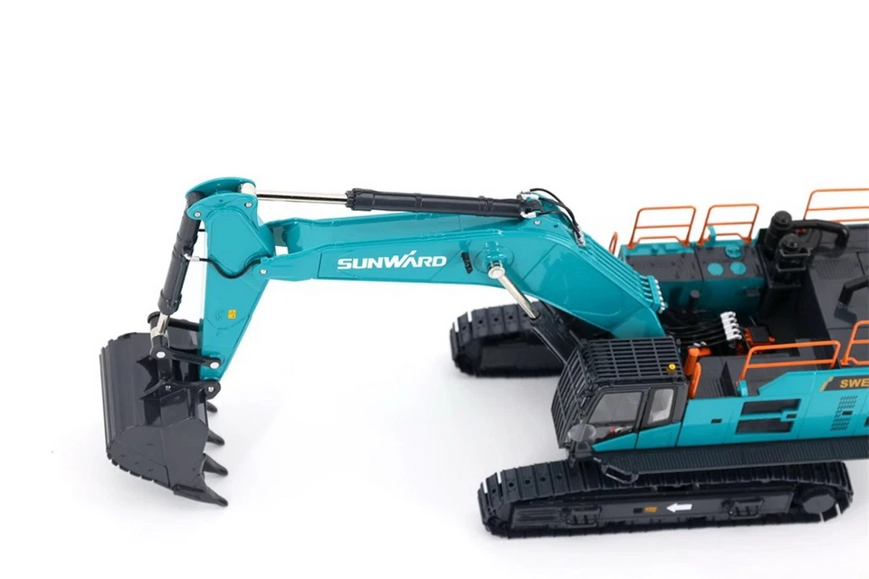 1/35 Scale SUNWARD SWE985F Mining Excavator Diecast Model Toy Gift NIB - Image 2 of 4