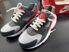 Size 7 GS - Nike Huarache Run Low Dark Smoke Grey University Red
