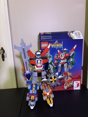 LEGO Ideas 21311 Voltron 100% Complete With Box No Instructions Included