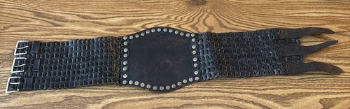 VINTAGE WOVEN LEATHER & STUDDED MOTORCYCLE KIDNEY BELT 3 BUCKLES 33” X 5”