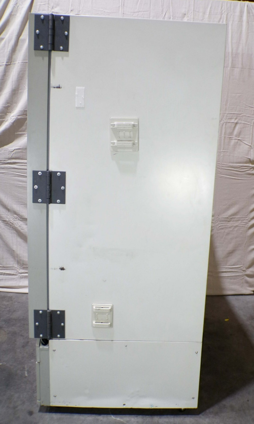 Revco Ultima II ULT2586-9-D39 Freezer *used working