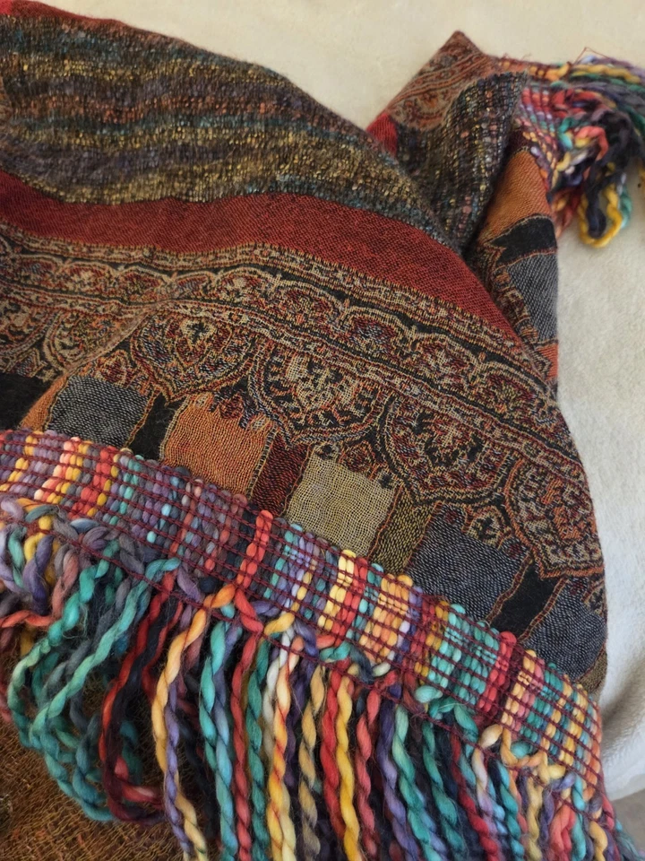 Coldwater Creek Bufanda Grande Envoltura Boho Artística 72"x27" Mezcla de Lana Flecos Coloridos Foto 4 de 4