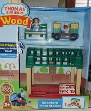 Thomas and friends Wooden Knapford Station Set