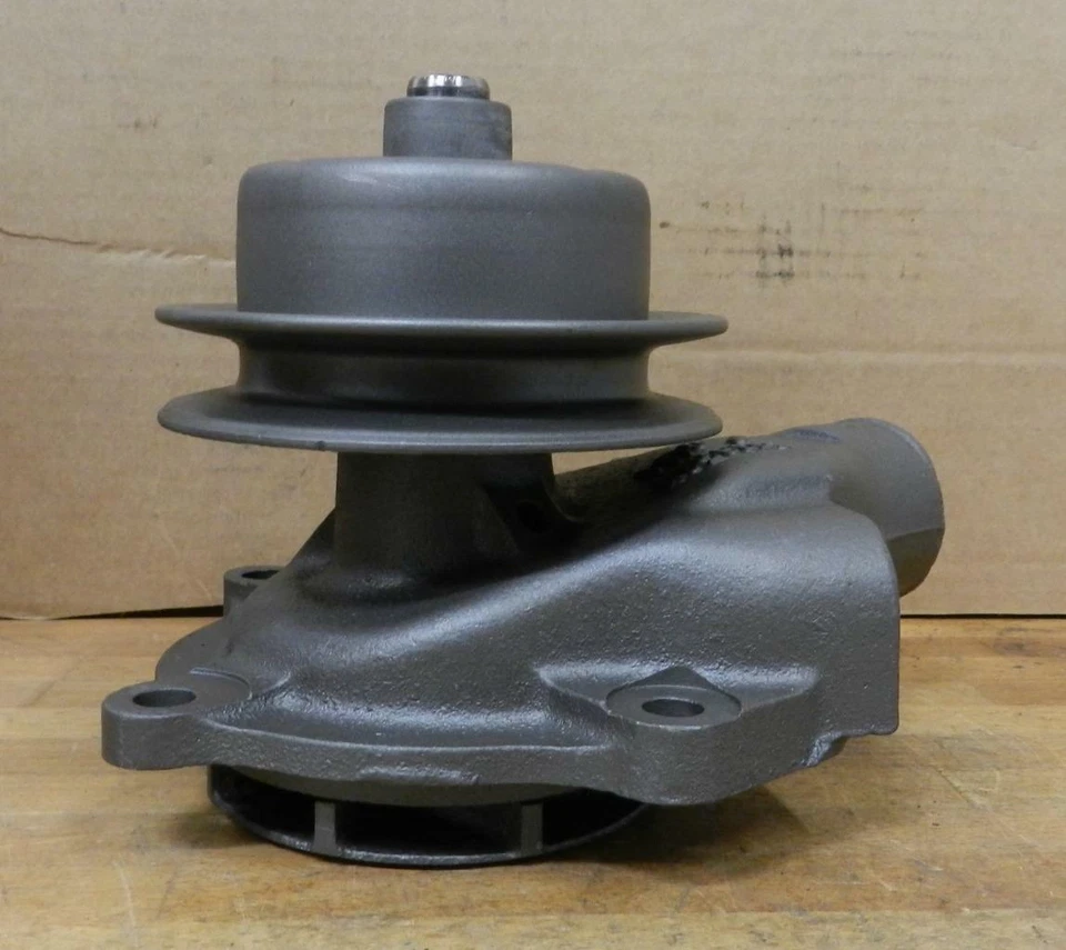 Chevrolet Pass Truck 1941-52 con 1955-62 235 motor reconstruido bomba de agua polea 5/8 Foto 3 de 4