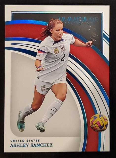 2022-23 Panini Immaculate Soccer Ashley Sanchez 1/1 USA Women’s No. 55 (1 von 1)