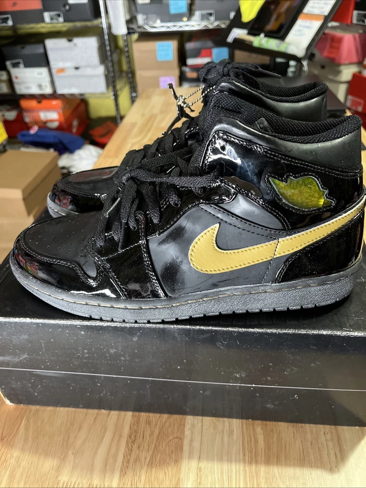 Air Jordan 1 Retro PL 2003 Dorado Metálico - 9.5M Foto 3 de 4