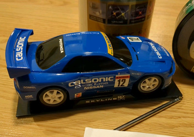 TAIYO R/C Car Radi-Can Calsonic Nissan Skyline GT-R R34 Blue 1:32