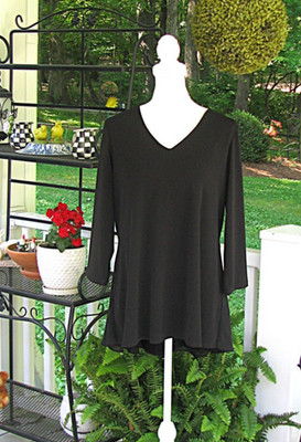 Susan Graver liquid knit v neck 3/4 sleeve Medium top shirt blouse pullover r 