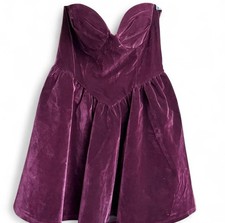 NWT Fashion Nova Strapless Burgundy Babydoll Dress. Size Large