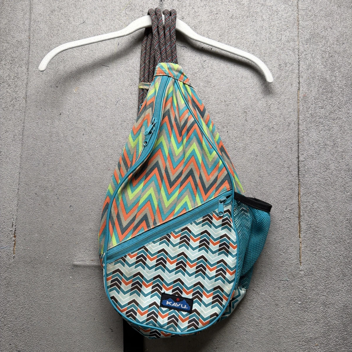 A+ KAVU Rope Bag Sling Backpack Camping Trailer Print Canvas Cream Red Green KAVU Kavu Rope Sling Bags & Handbags for Women | eBay main image 3