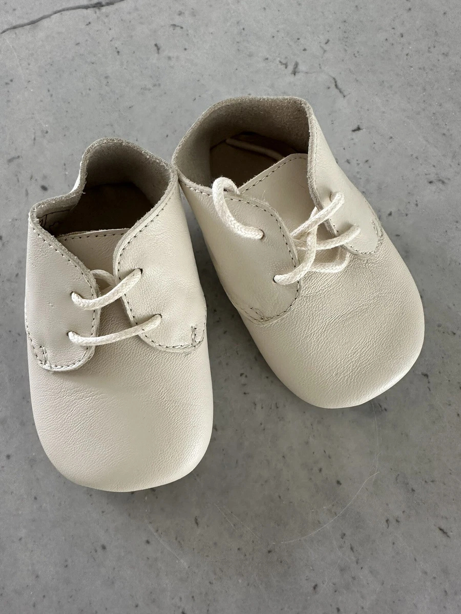 Bonpoint baby shoes size 16