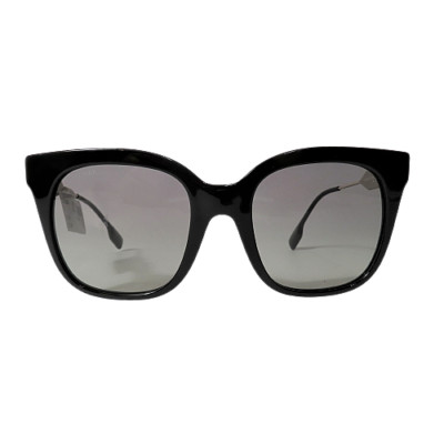 New Burberry B4328-F 3001/11 Black Square Evelyn Sunglasses Burberry NEW BURBERRY EVELYN BE4328 3001/11 WOMEN main image 2