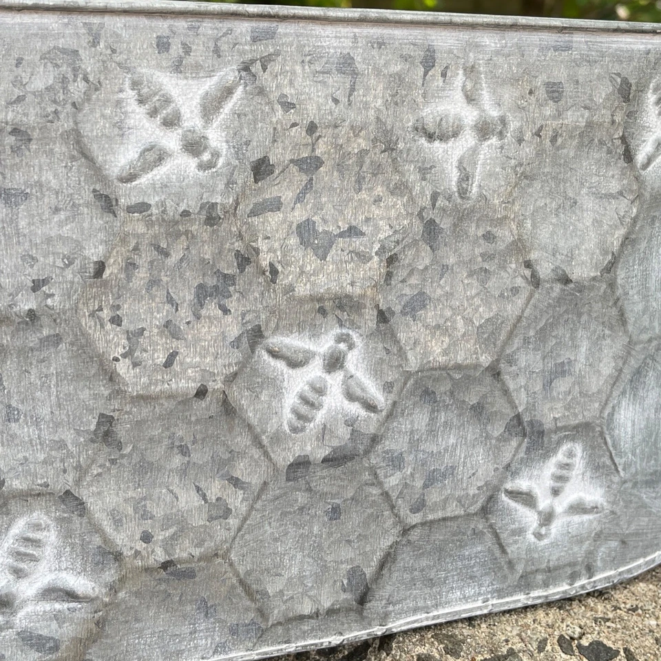 Planters for Garden 38.5cm Oval Bee Decorative Plant Pot Outdoor Flower Trough - Image 4 of 4