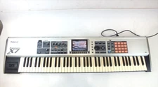 Roland Fantom-X7 76-Keys Digital Keyboard Synthesizer Music Workstation