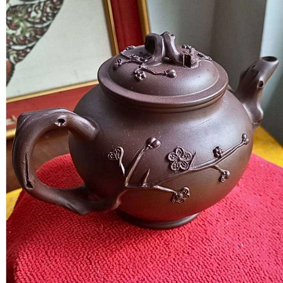 Vtg Chinese Yixing Zisha Purple Clay Handmade Exquisite Blossom Teapot Signed - Image 4 of 4