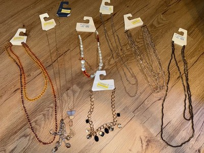 Lot Of 17 Pieces Target necklaces Jewelry From Pallet resell, wholesale reseller