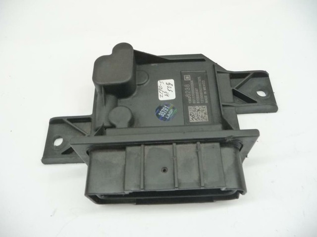 2019-2020 Chevrolet Silverado 1500 Fuel Pump Control Module 13526238