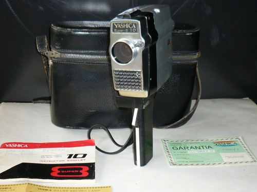 Caméra super 8 / 10 Yashica avec housse transport Japon vintage