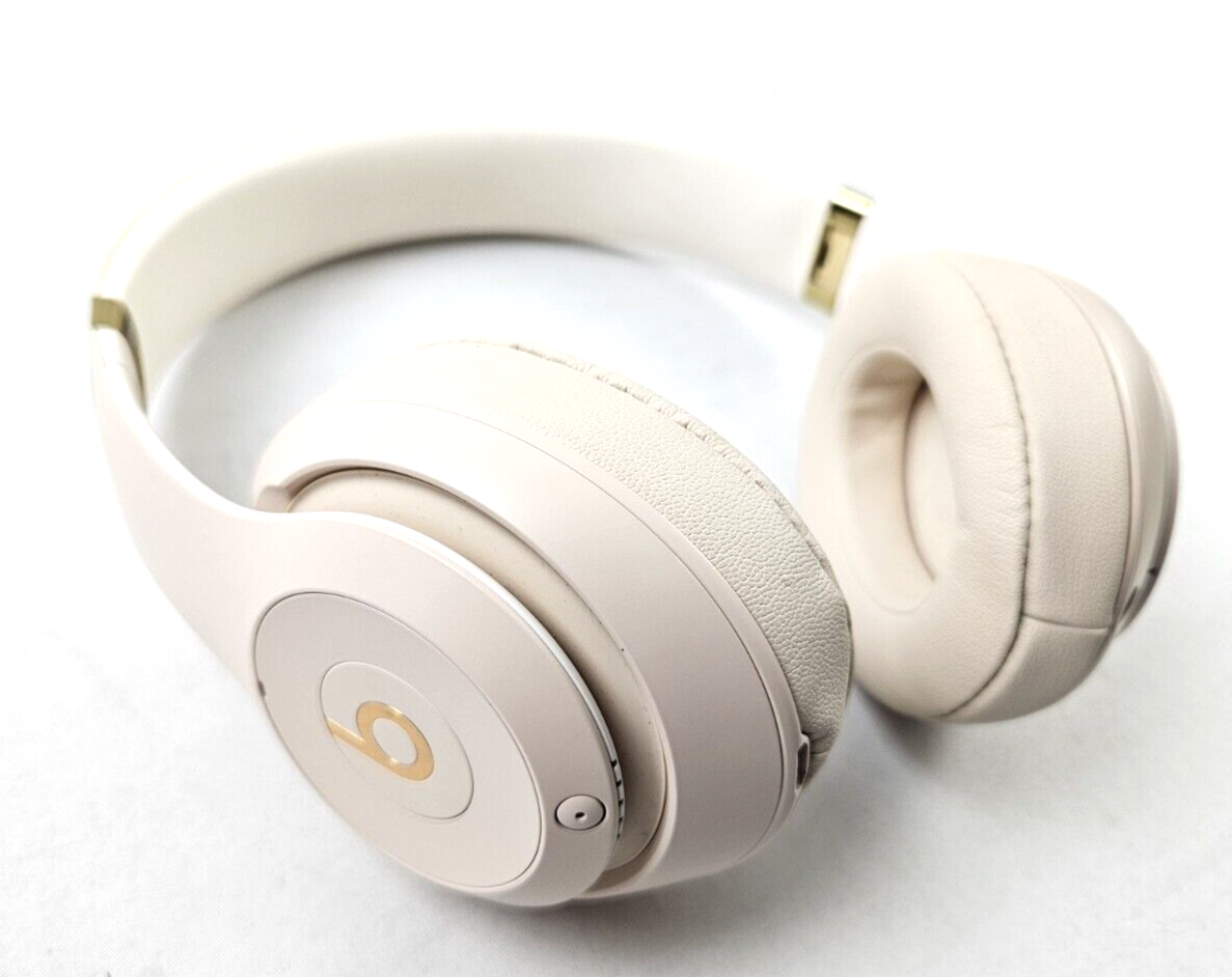 あ*ゅ様 Beats Studio3 Wireless Amazon.com: Beats Studio3 Wireless Noise Cancelling On-Ear