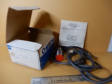 Omron TL-X10Y1 Proximity Sensor NOS 45-260 VAC