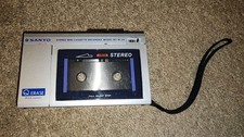 Vintage Sanyo Mini Cassette Recorder Model M-G4 Untested m/Japan