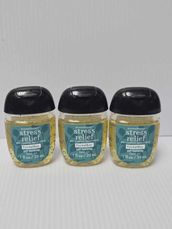 Bath & Body Works Eucalyptus & Spearmint PocketBac anti-bacterial 3 Pack