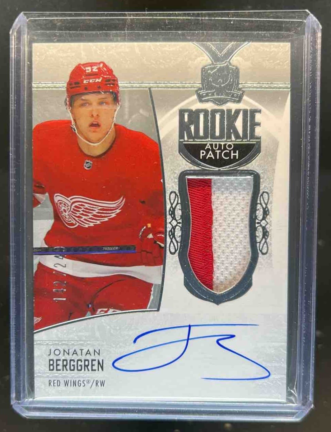 2022-23 Upper Deck The Cup Jonatan Berggren Rookie Patch Auto RC #142/249