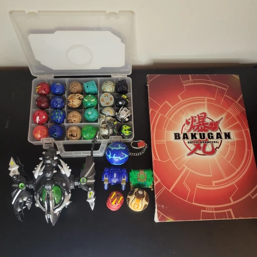 Bakugan Battle Brawlers Lot Of 30 Mixed Lot 100+ Cards