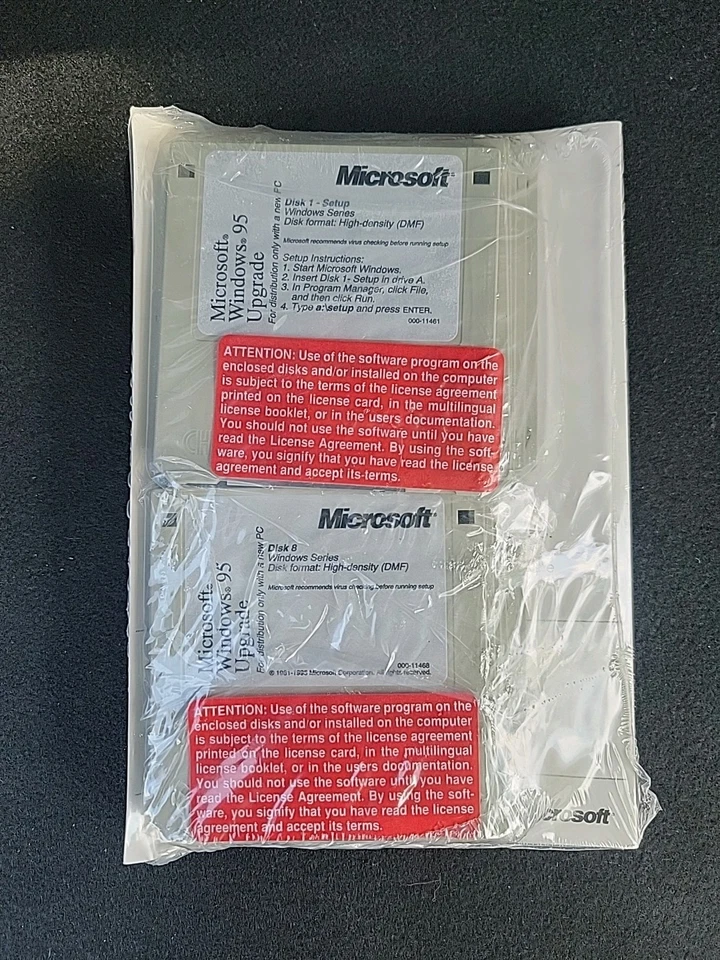 Danish Microsoft Windows 95 Full Operating System 3.5" Diskettes and Manual New - Image 3 of 4