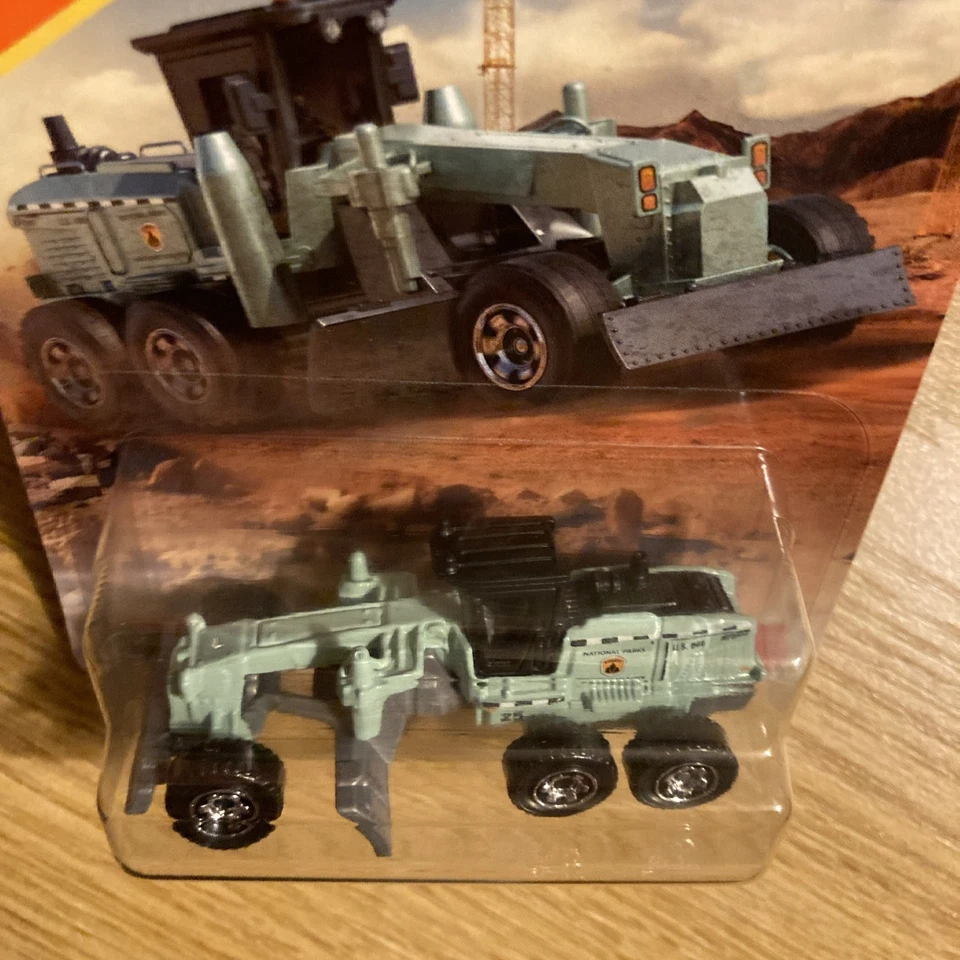 MATCHBOX 2025 #56 NATIONAL PARKS GREEN GROUND GRINDER SET OF 4 - Image 3 of 4