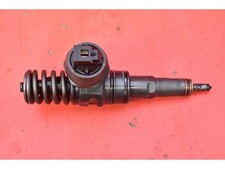 VW PASSAT Variant B5 3B6 Einspritzdüse 038130073AJ 2004 30743726