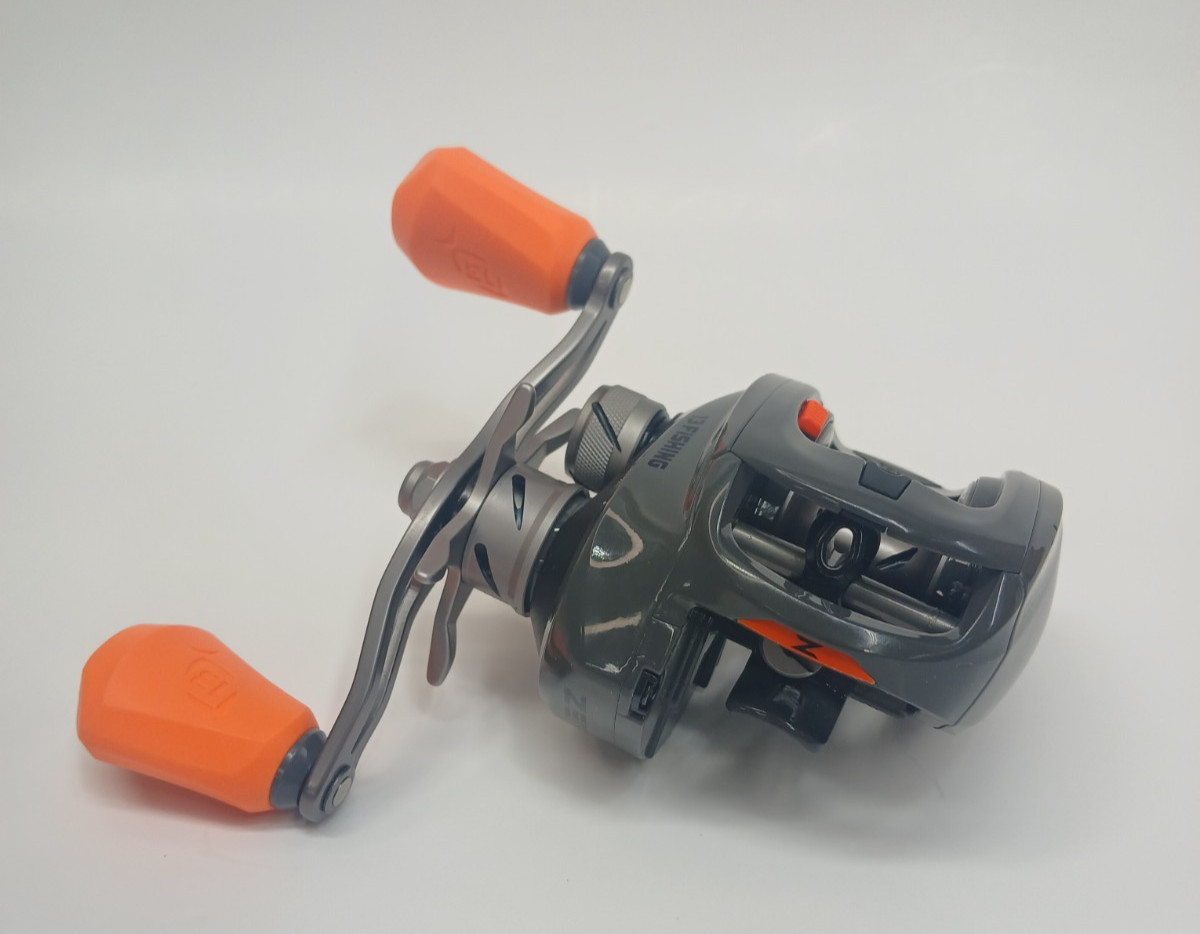 13 FISHING CONCEPT Z2 7.5:1 BAITCAST REEL