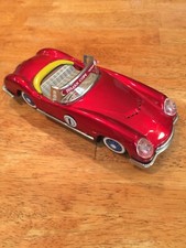 VINTAGE MODEL FRICTION RACING CAR CLASSIC VOITURE DE COURSE MF 763 w/ BOX. Red
