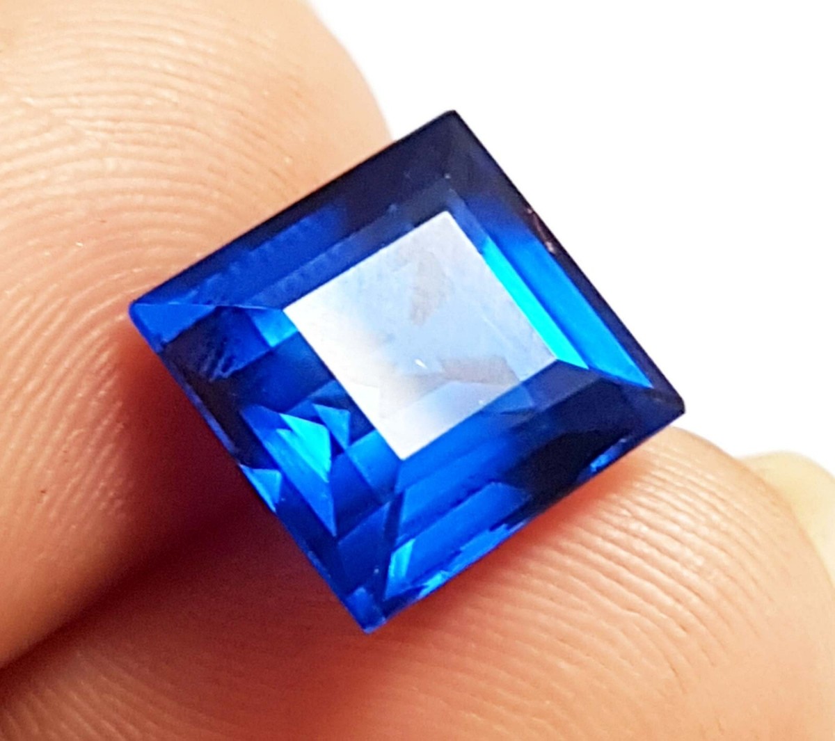 Kasjmir - Kasjmiracles (12”) 12.40Ct Lab Certified Blue Kashmiri Sapphire Square Cut