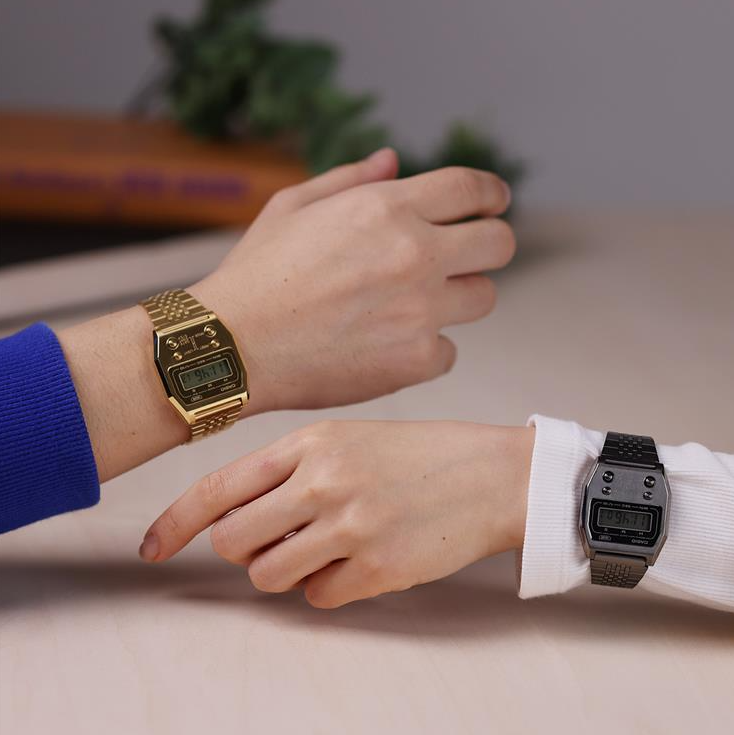 CASIO クラシックプレミアム　デジタル腕時計　A1100GV-9JF スタンダード（CASIO） カシオ クラシック CASIO CLASSIC 52QS-14B