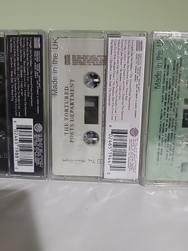 TAYLOR SWIFT TTPD Cassette Manuscript/Black Dog+Black Dog CD & 1989 Yellow/Green - Picture 9 of 10