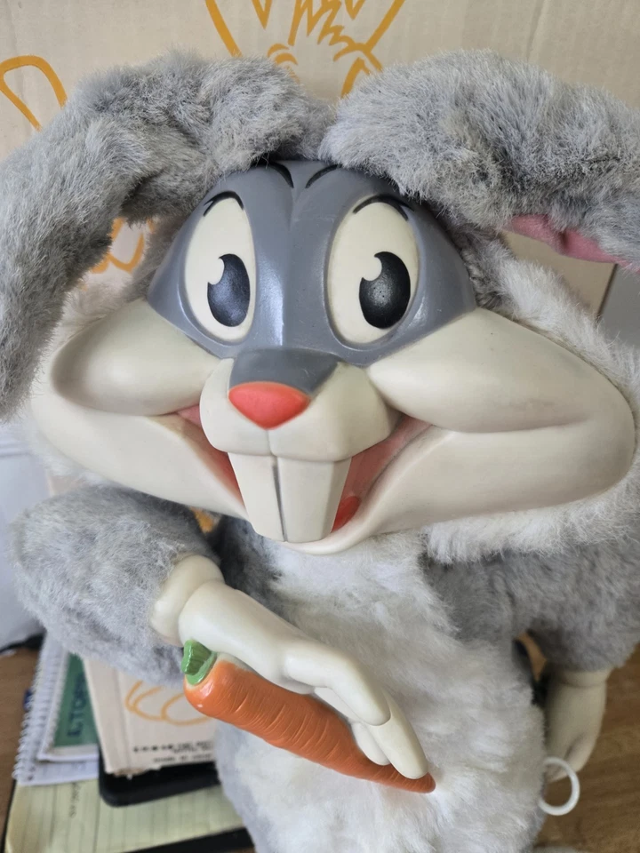 Muñeca parlante Bugs Bunny 1964 de Mattel Pull String funciona la voz no Foto 2 de 4