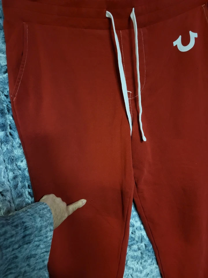 Pantalones deportivos True Religion rojos usados XL Foto 3 de 4