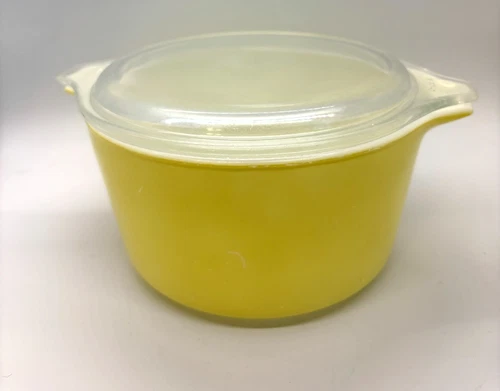 Vintage Pyrex Yellow 1 qt Round Casserole Dish 473  / Lid 9 470-C