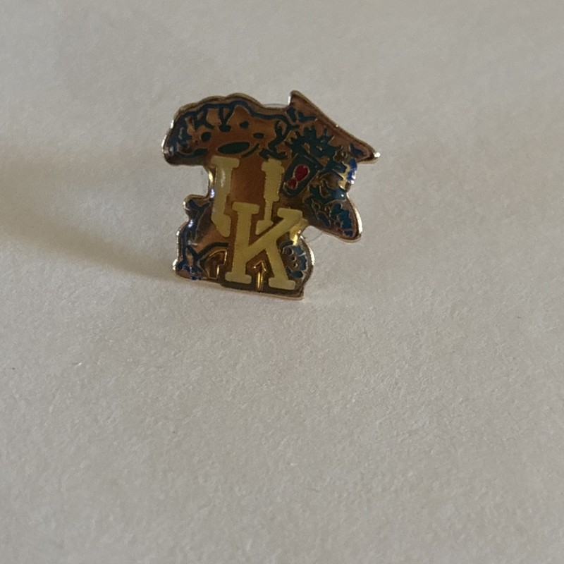 vintage University of Kentucky Wildcats lapel enamel Pin UK