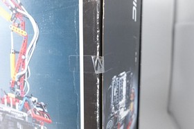 LEGO Technic 42043 &ndash; Mercedes Benz Arocs 3245 &ndash; Brand New Sealed (RETIRED)
